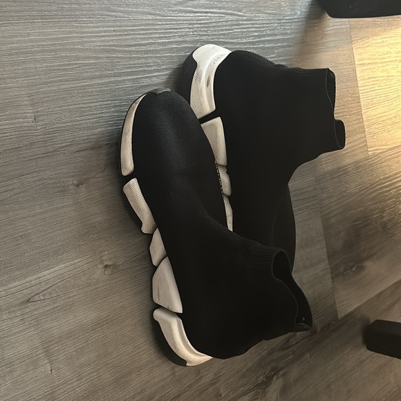 Men’s balenciaga sock sneakers size 11 - Picture 2 of 4